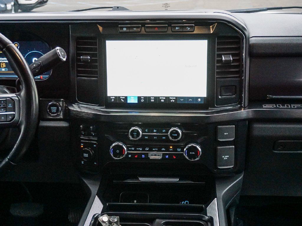 Used 2024 Gray Metallic Ford Lariat image 16