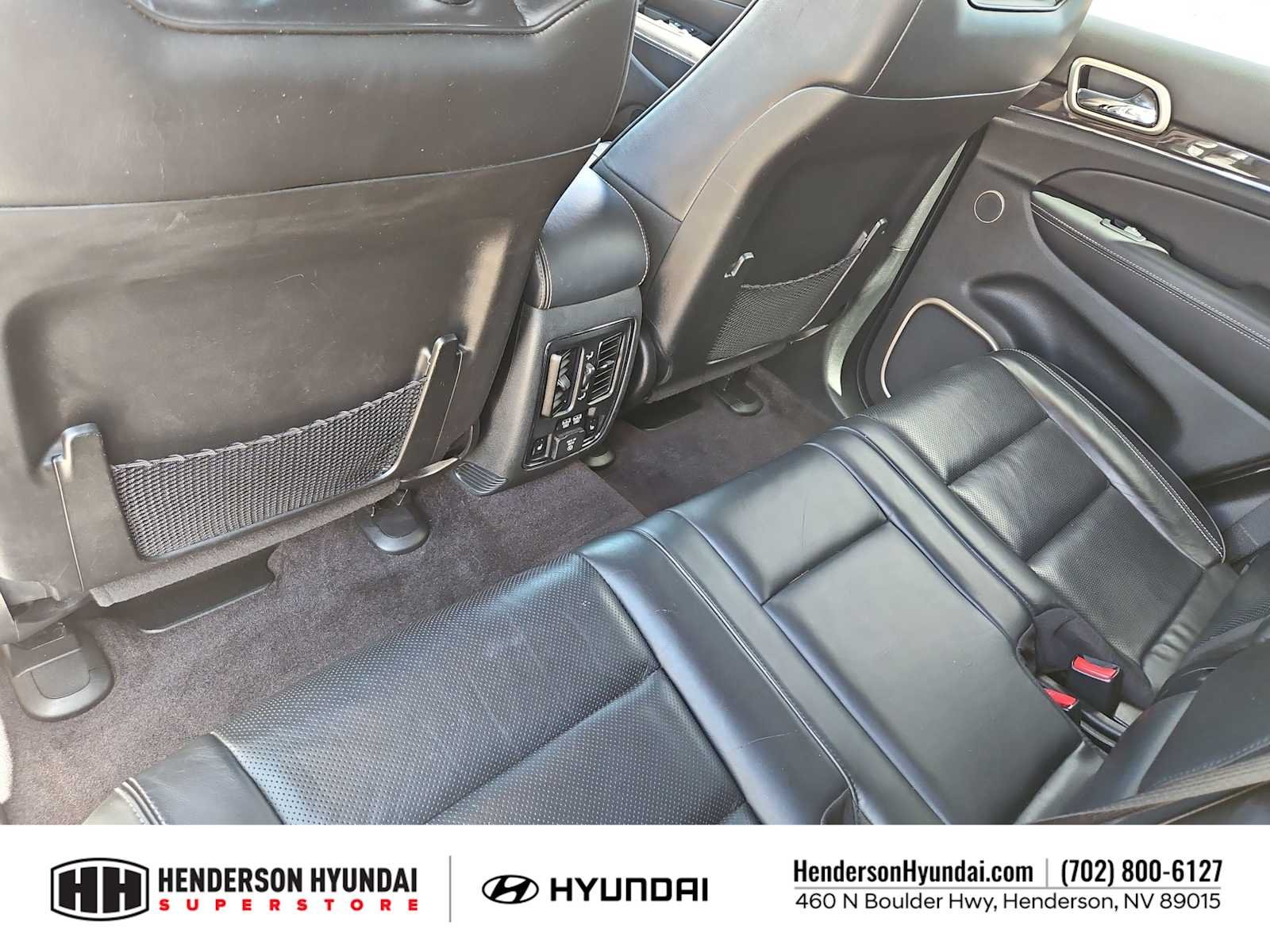 Used 2017 Ivory 3-Coat Jeep Overland image 19