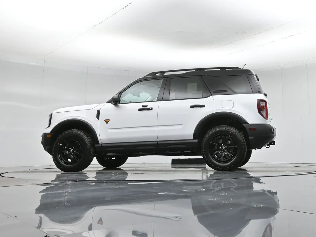 New 2026 Oxford White Ford Badlands image 53