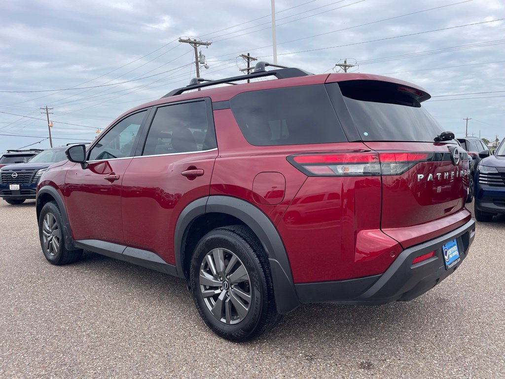 Used 2025 Red Nissan SV image 5