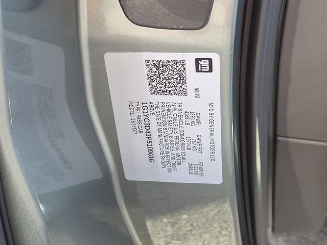 Used 2023 HYPERSONIC GRAY METALLIC Chevrolet 3LT image 31