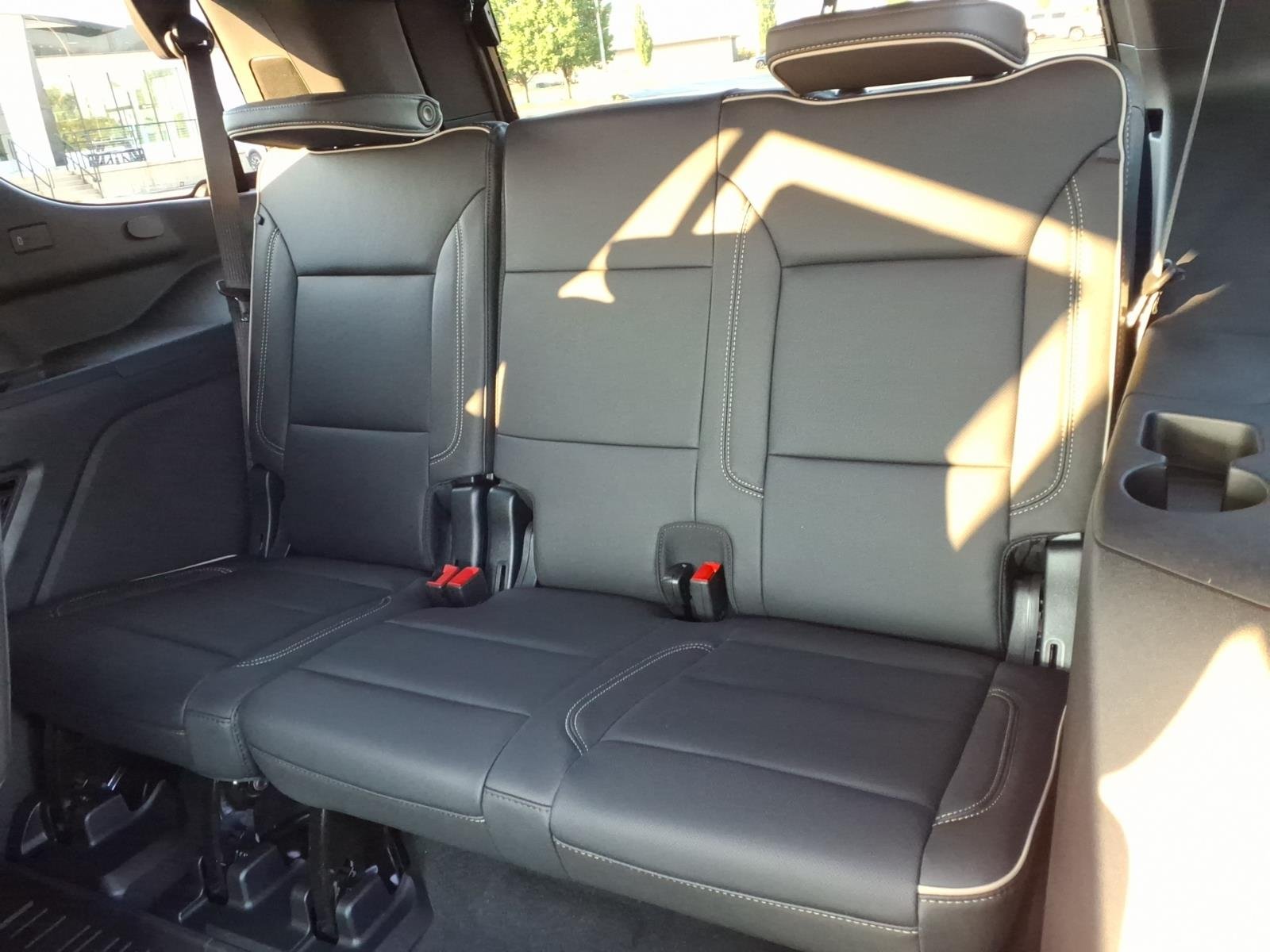 New 2026 Onyx Black GMC Elevation image 7