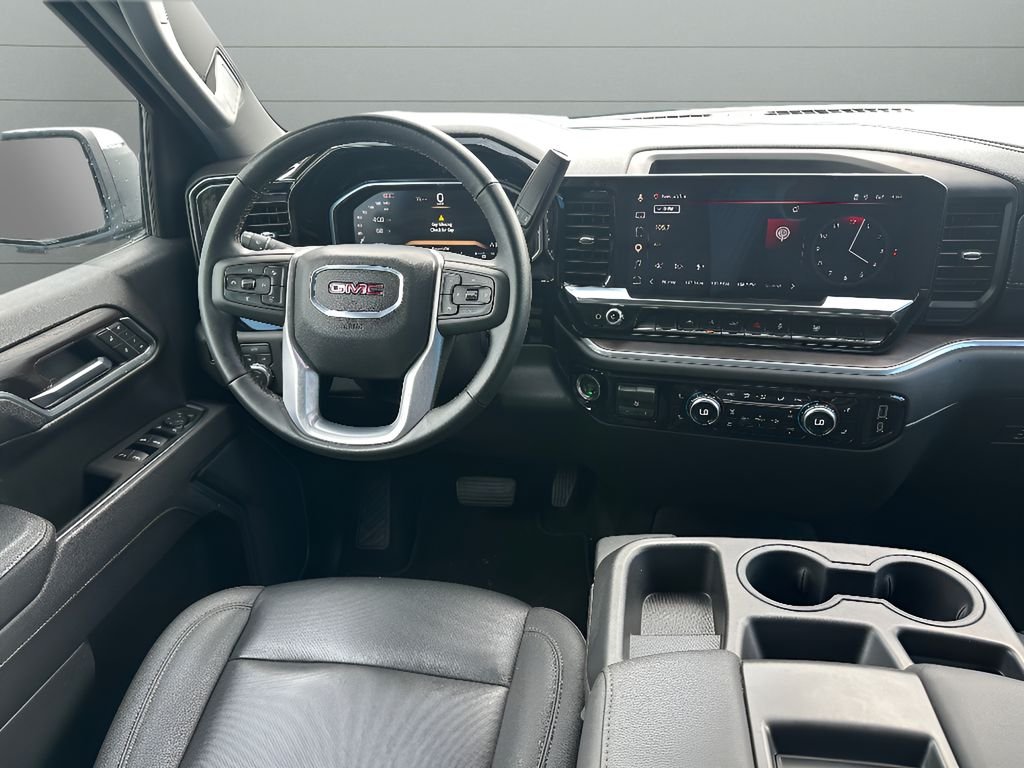 Used 2026 Summit White GMC SLT CREW CAB 5.3L V8 4WD image 16