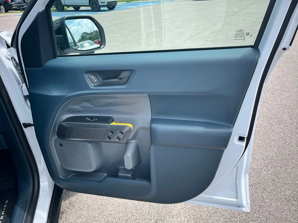 New 2026 White Ford Tremor image 11