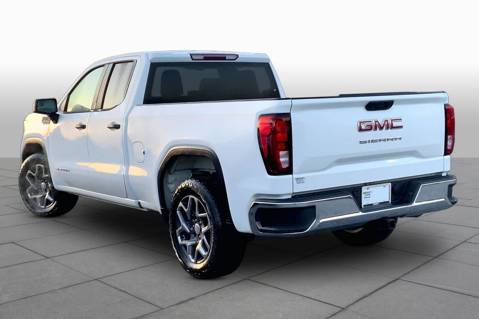 Used 2024 Summit White GMC Pro image 11