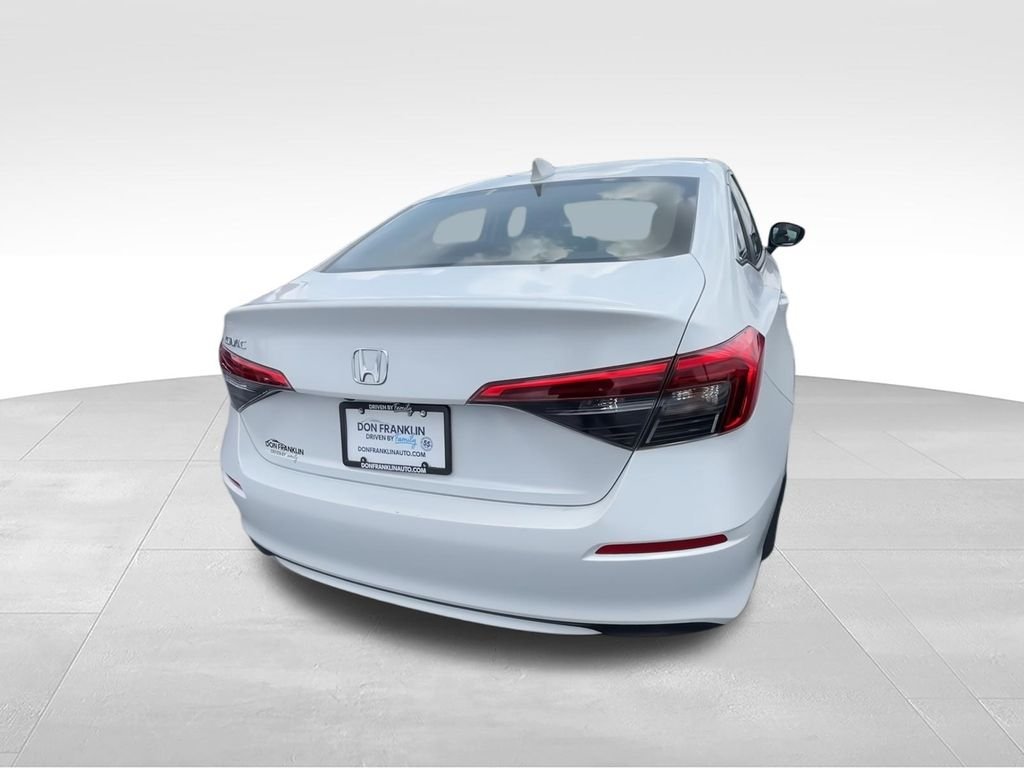 Used 2022 White Honda EX image 7