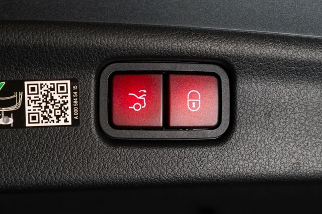 Used 2026 Gray Mercedes-Benz C 300 image 33