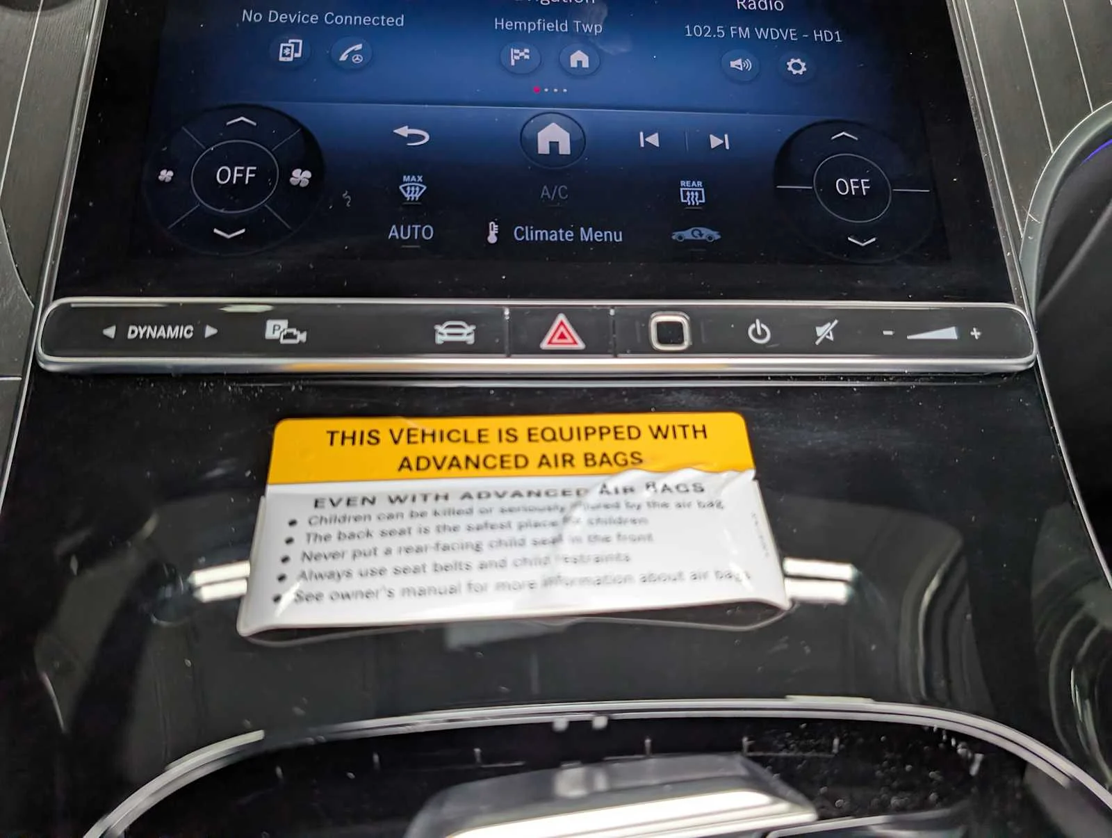Used 2026 Black Mercedes-Benz GLC 300 image 34