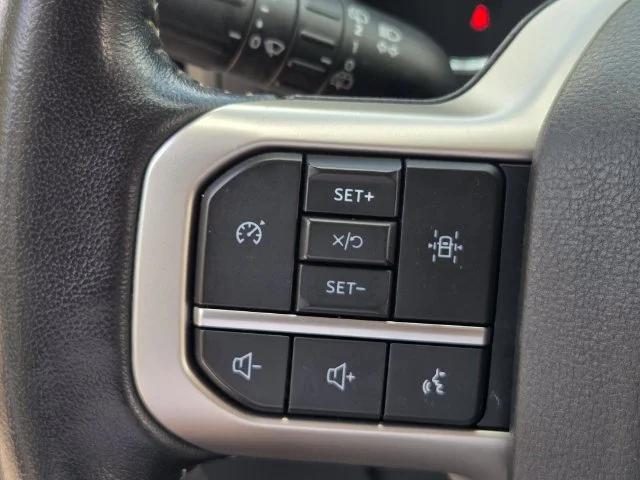 Used 2024 Silver Ford XLT image 27