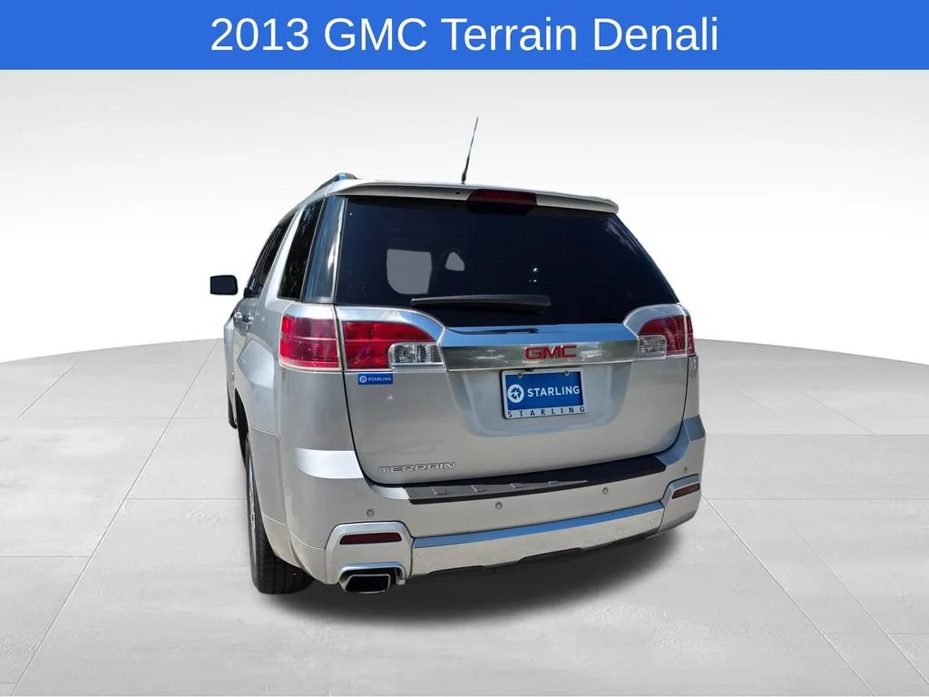 Used 2013 Quicksilver Metallic GMC Denali image 7