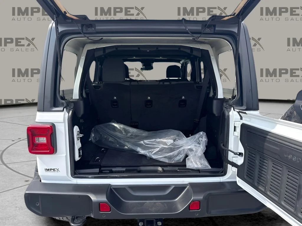 Used 2025 White Jeep Sport S image 24
