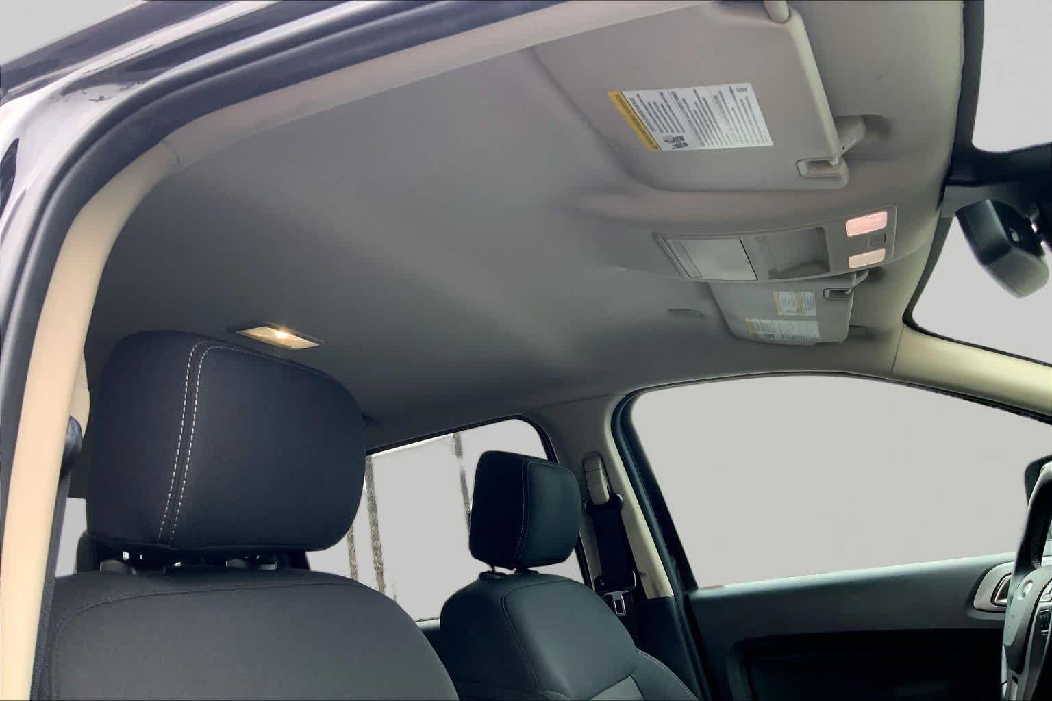 Used 2020 Shadow Black Ford XLT image 12