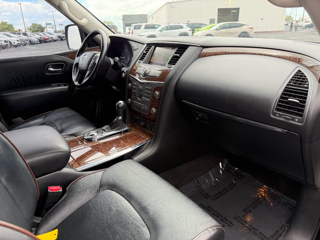 Used 2019 Super Black Nissan SL image 35