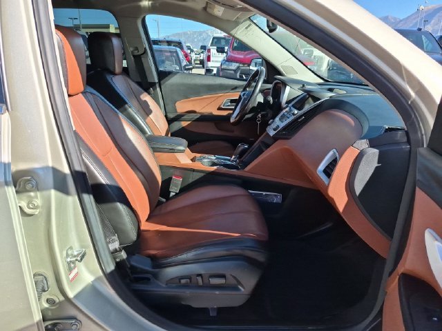 Used 2016 CHAMPAGNE SILVER METALLIC Chevrolet LTZ image 31