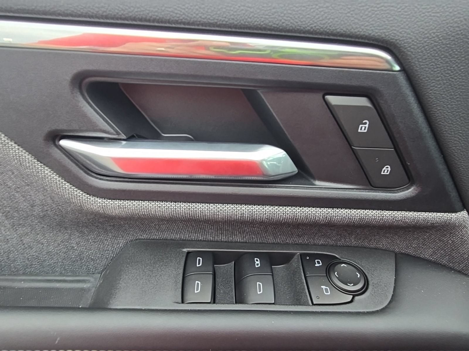 2026 GMC Sierra EV Elevation - Photo 29