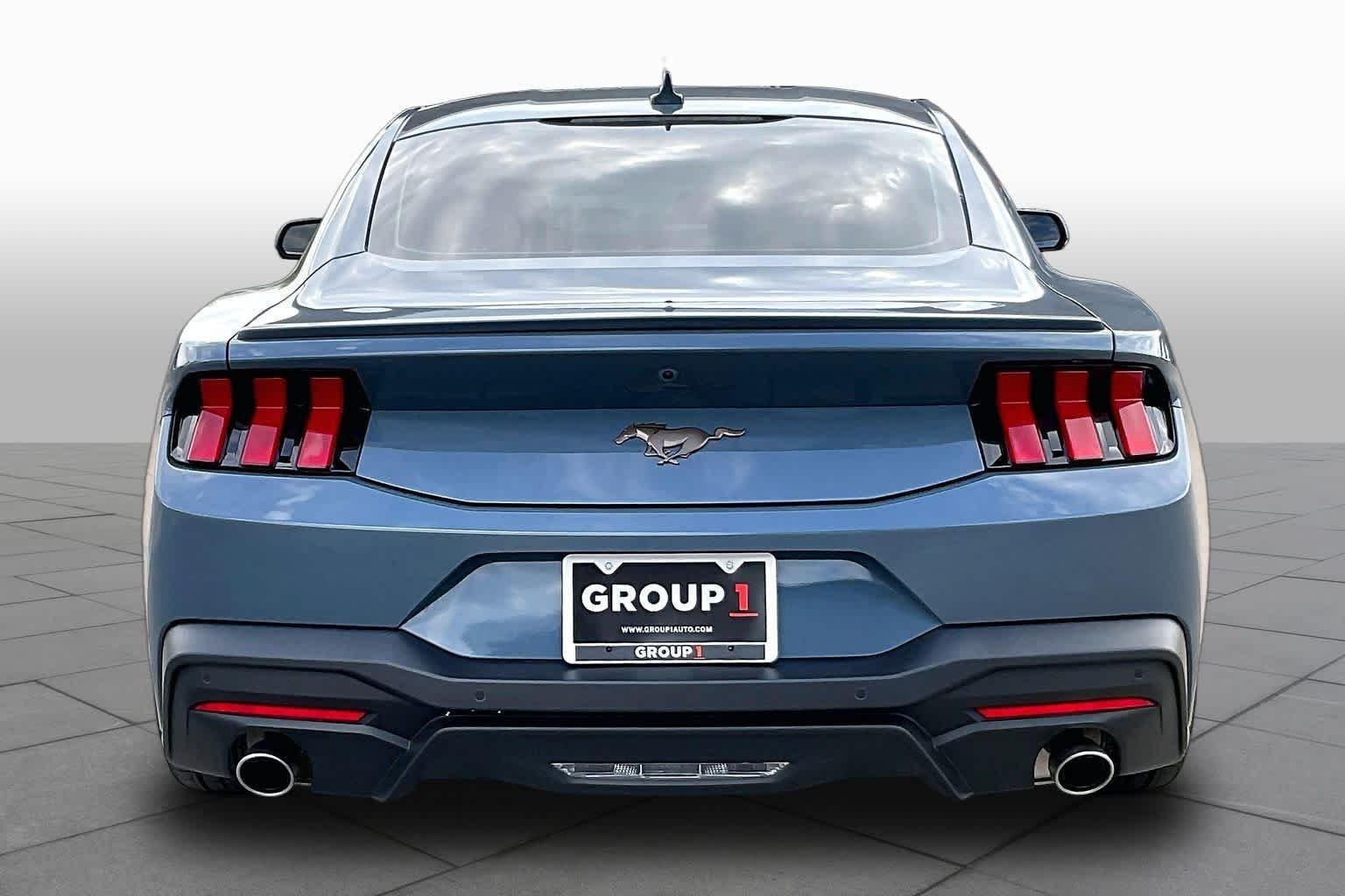 Used 2025 Vapor Blue Metallic Ford EcoBoost Premium image 5