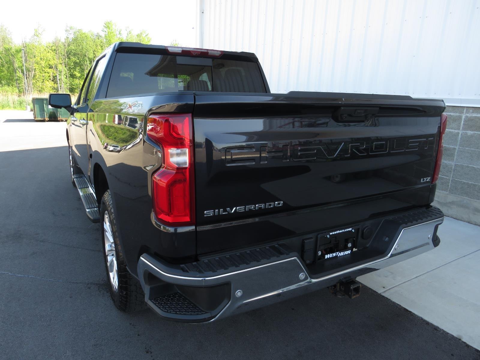 Used 2023 Ash Chevrolet LTZ image 16