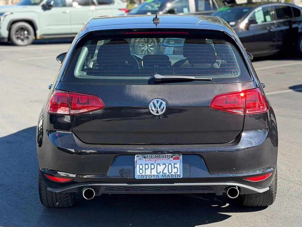 Used 2017 Black Volkswagen S image 9