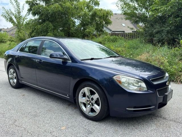 Used 2009 Imperial Blue Metallic Chevrolet LT image 4