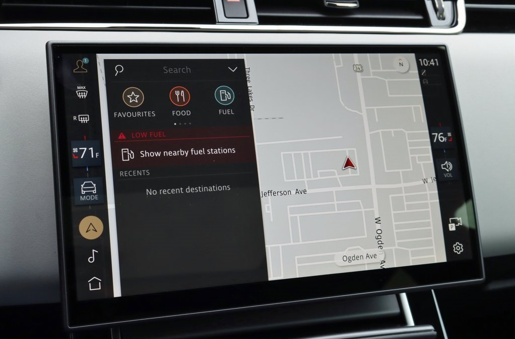 2026 LAND ROVER RANGE ROVER EVOQUE - Image 22