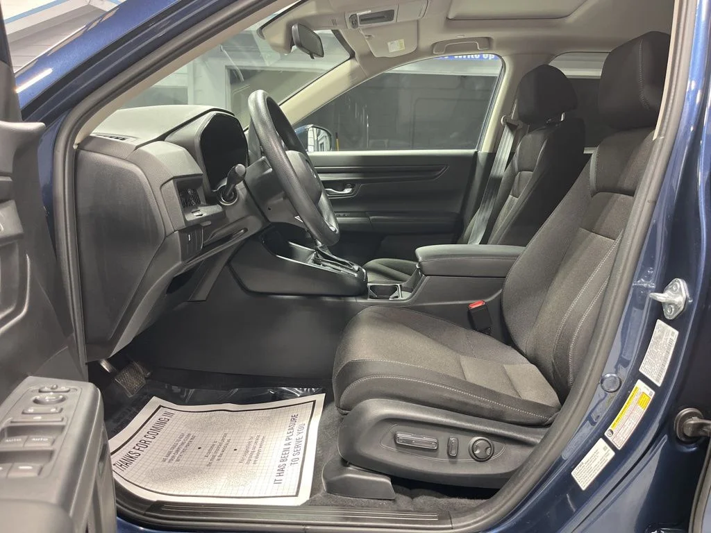 2023 Honda CR-V EX - Photo 11