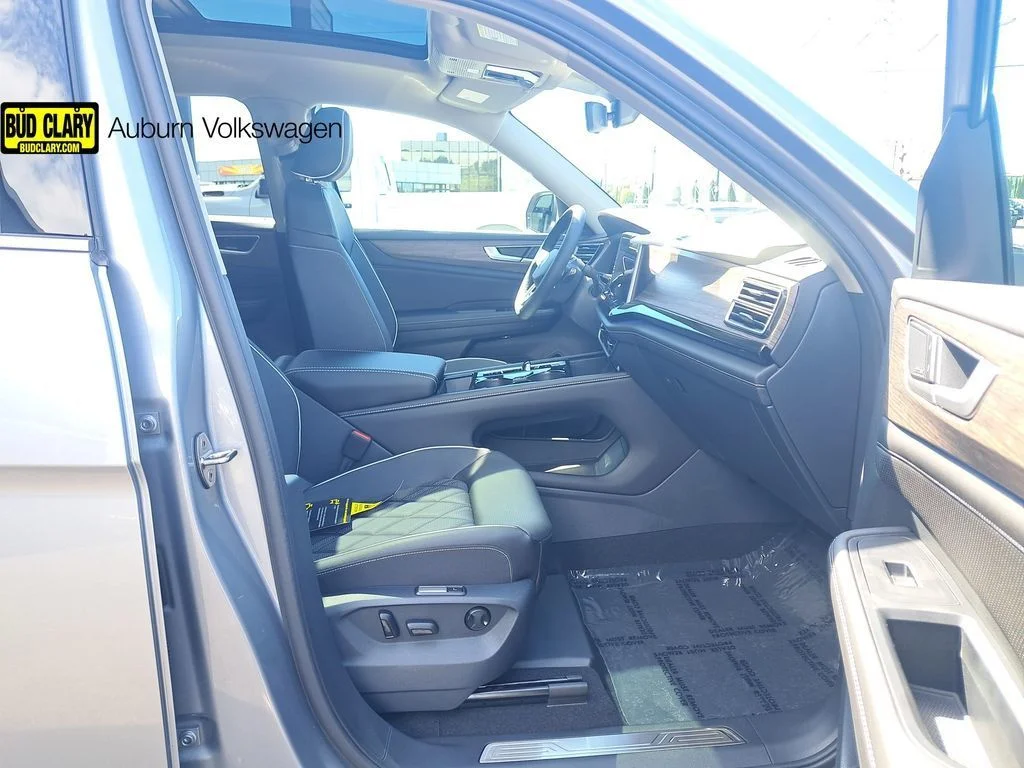 New 2026 Silver Volkswagen 2.0T SEL Premium R-Line image 17
