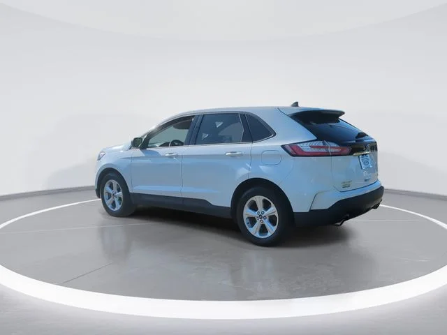 Used 2020 White Ford SE image 6