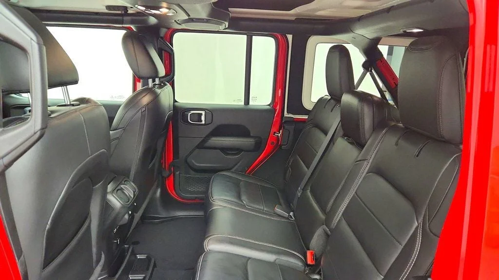 Used 2022 Firecracker Red Clearcoat Jeep Unlimited Sahara 4x4 w/ Hard Top, Selec-Trac & LED Lighting image 20