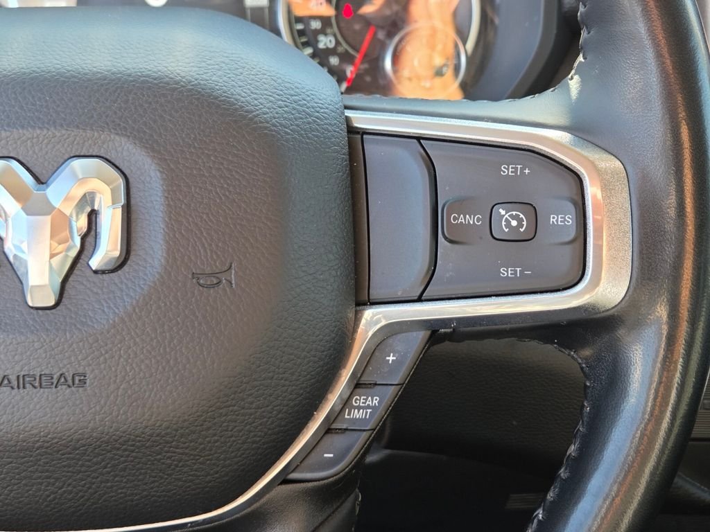 Used 2022 Silver Ram Laramie image 26