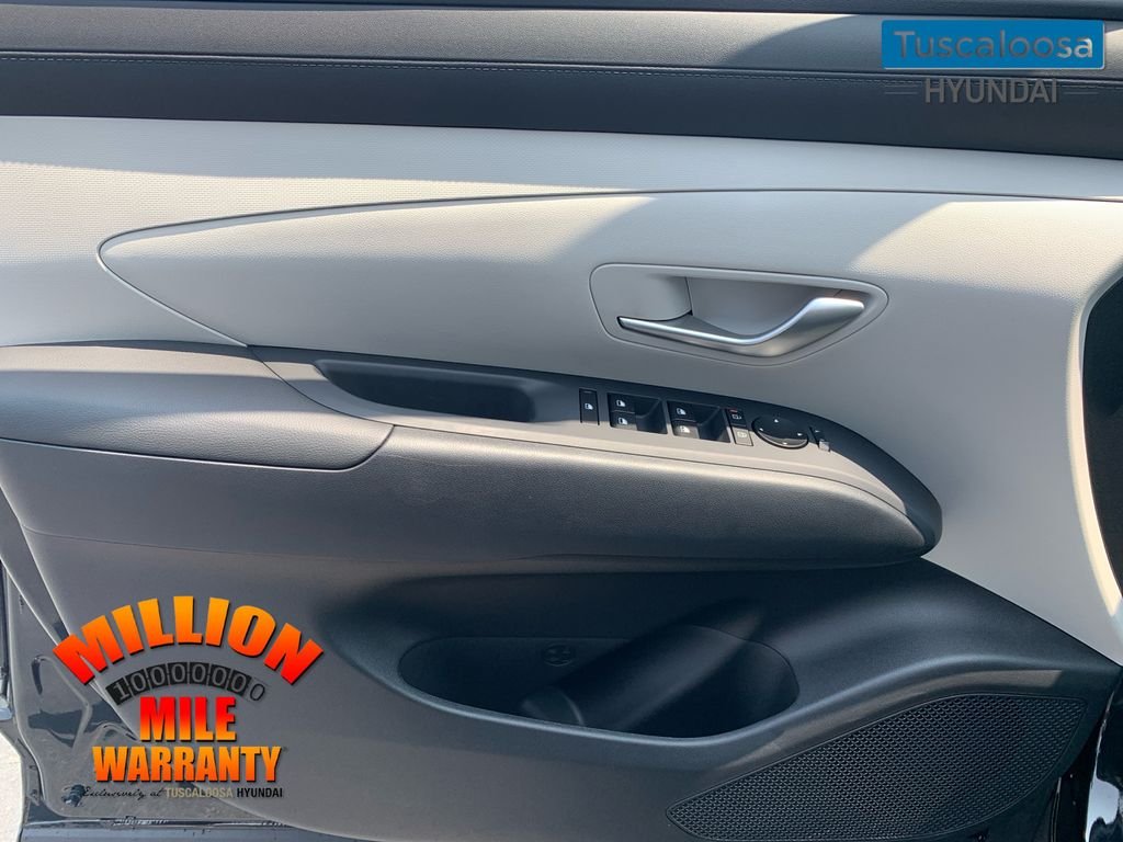 New 2026 Black Hyundai SEL Plus FWD image 11