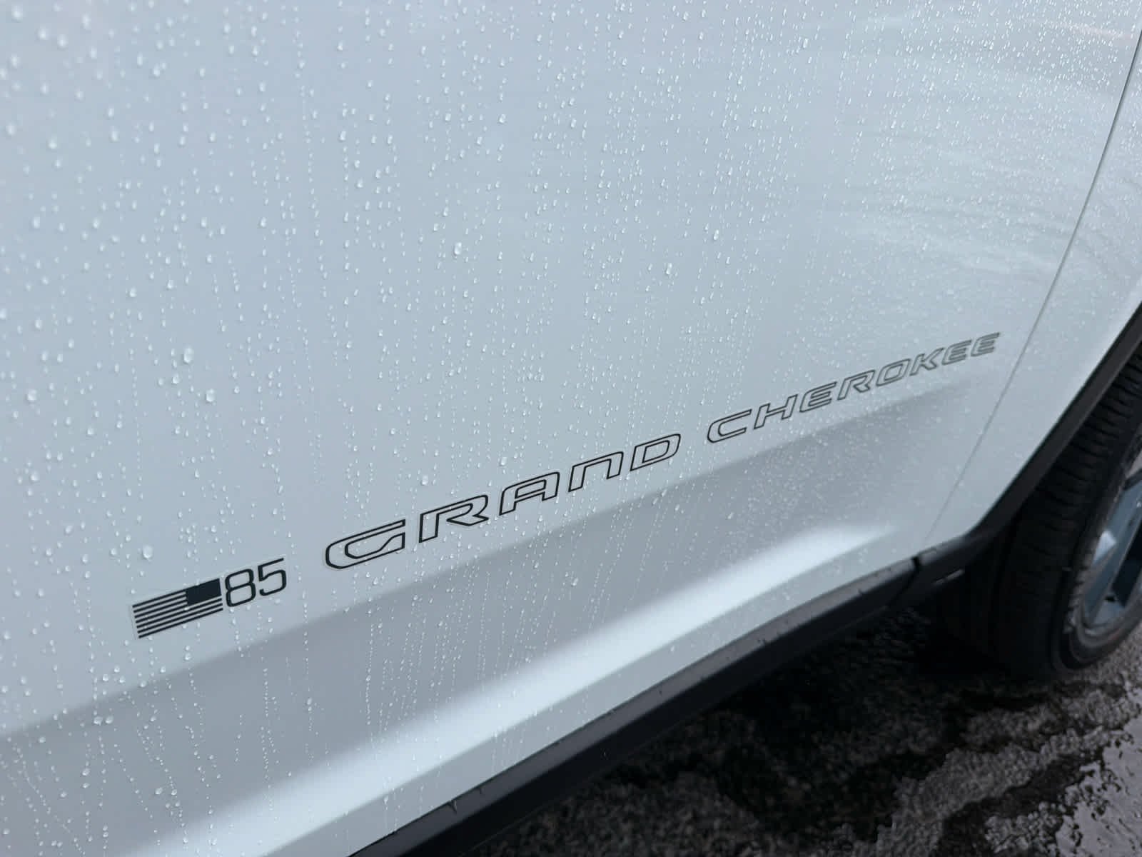 New 2026 Bright White Clearcoat Jeep 85th Anniversary Edition image 24