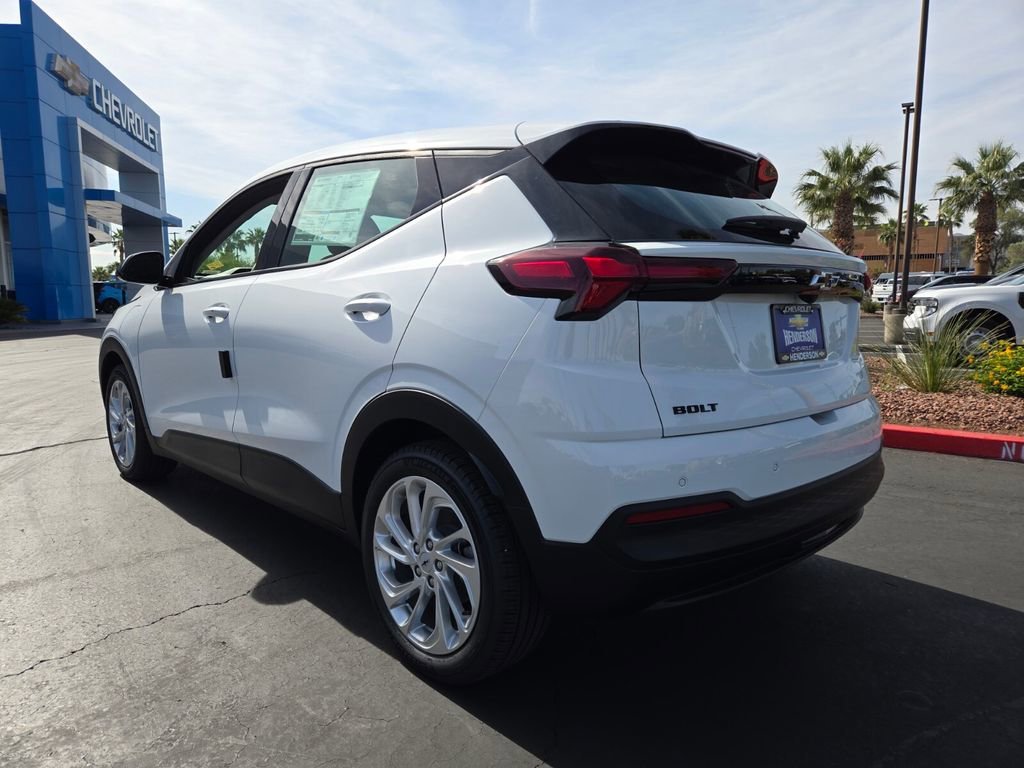 2027 Chevrolet Bolt LT - Photo 3