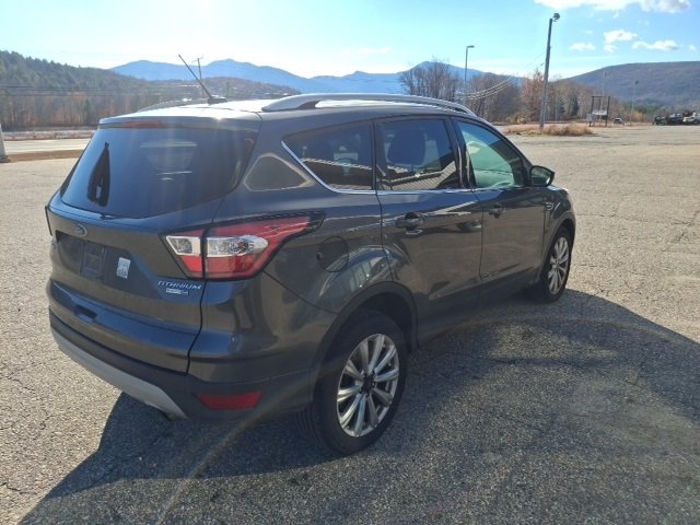 2017 Ford Escape Titanium photo 2