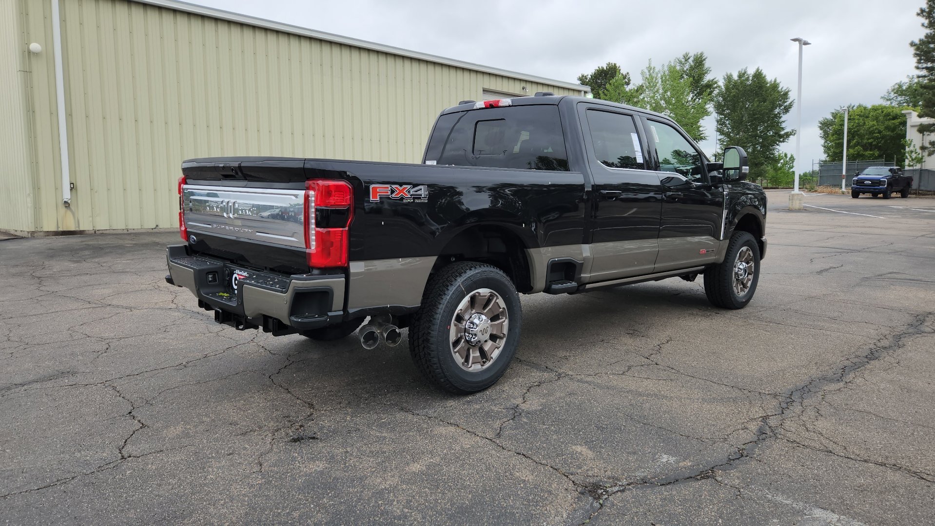New 2026 Agate Black Metallic Ford King Ranch image 15