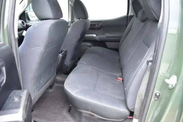 Used 2021 Green Toyota SR5 image 13