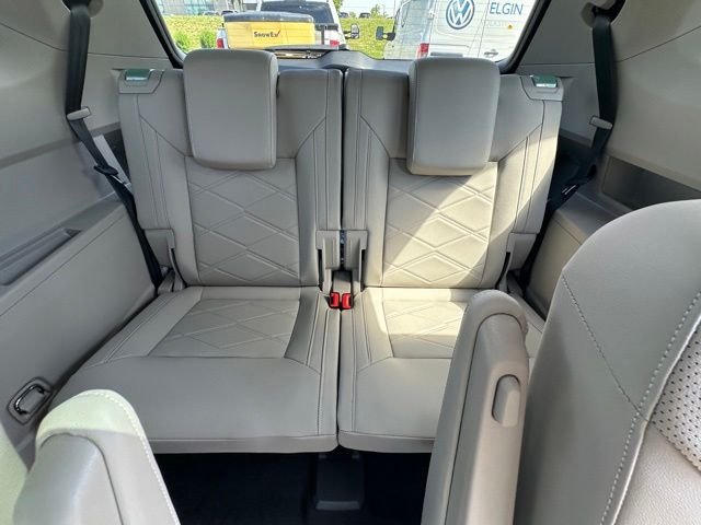 New 2026 Pure Gray Volkswagen 2.0T SE w/Technology image 29