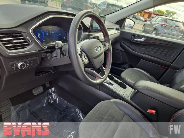 Used 2022 Gray Ford SEL image 18