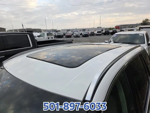 Used 2024 White Lincoln Reserve image 14