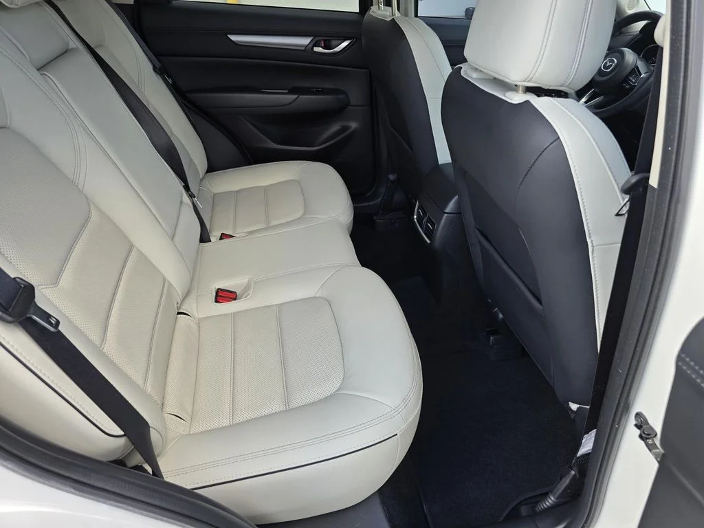 Used 2025 White Mazda 2.5 S Preferred image 21