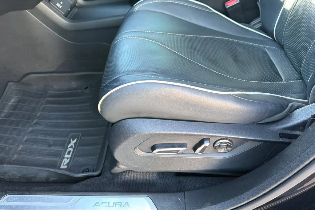 Used 2020 Black Acura Advance Package image 17