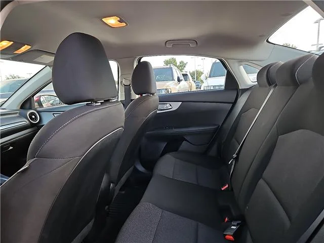 Used 2024 Red KIA LXS (IVT) image 9