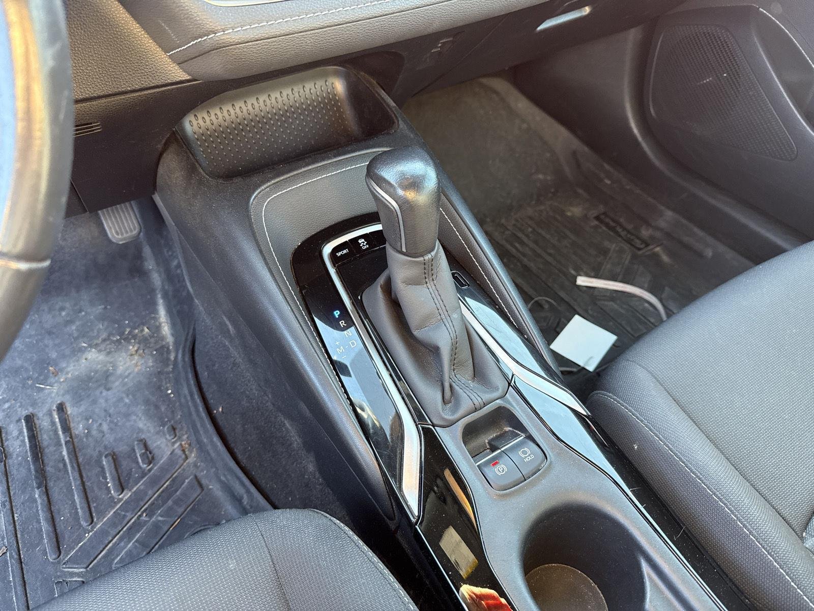 Used 2019 Classic Silver Metallic Toyota SE image 14
