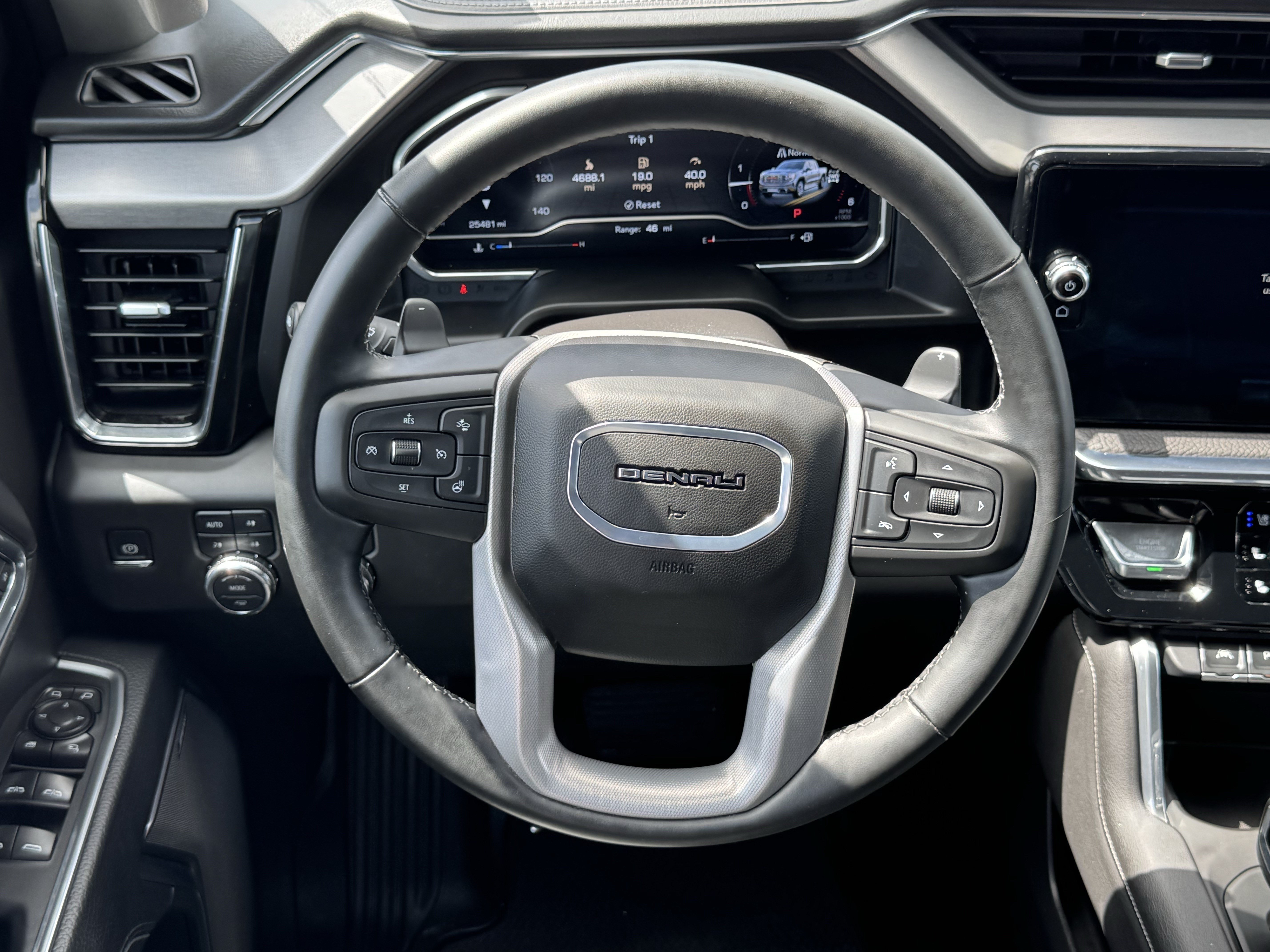Used 2025 Sterling Metallic GMC Denali image 11