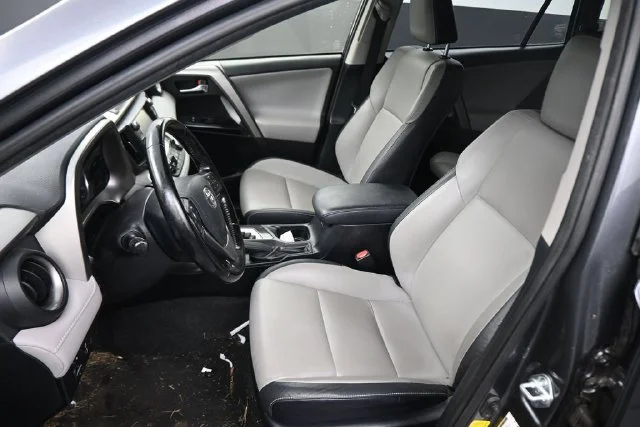 Used 2018 Gray Toyota Limited image 21