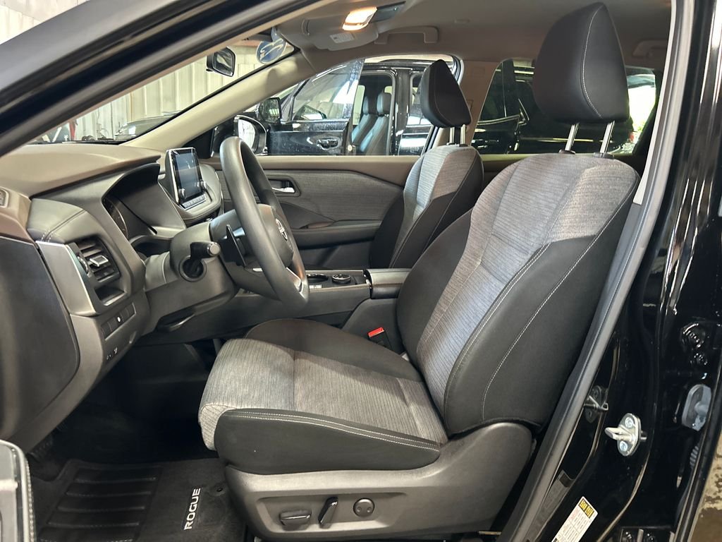 Used 2023 Black Nissan SV image 16
