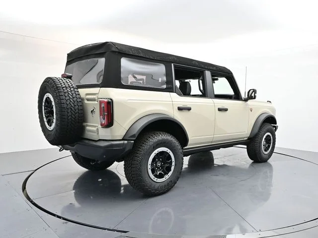 2025 Ford Bronco 4-Door Badlands - Photo 43