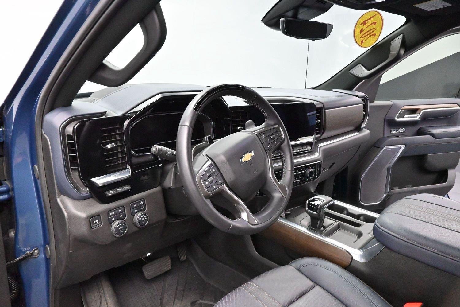 Used 2024 Lakeshore Blue Metallic Chevrolet High Country image 16
