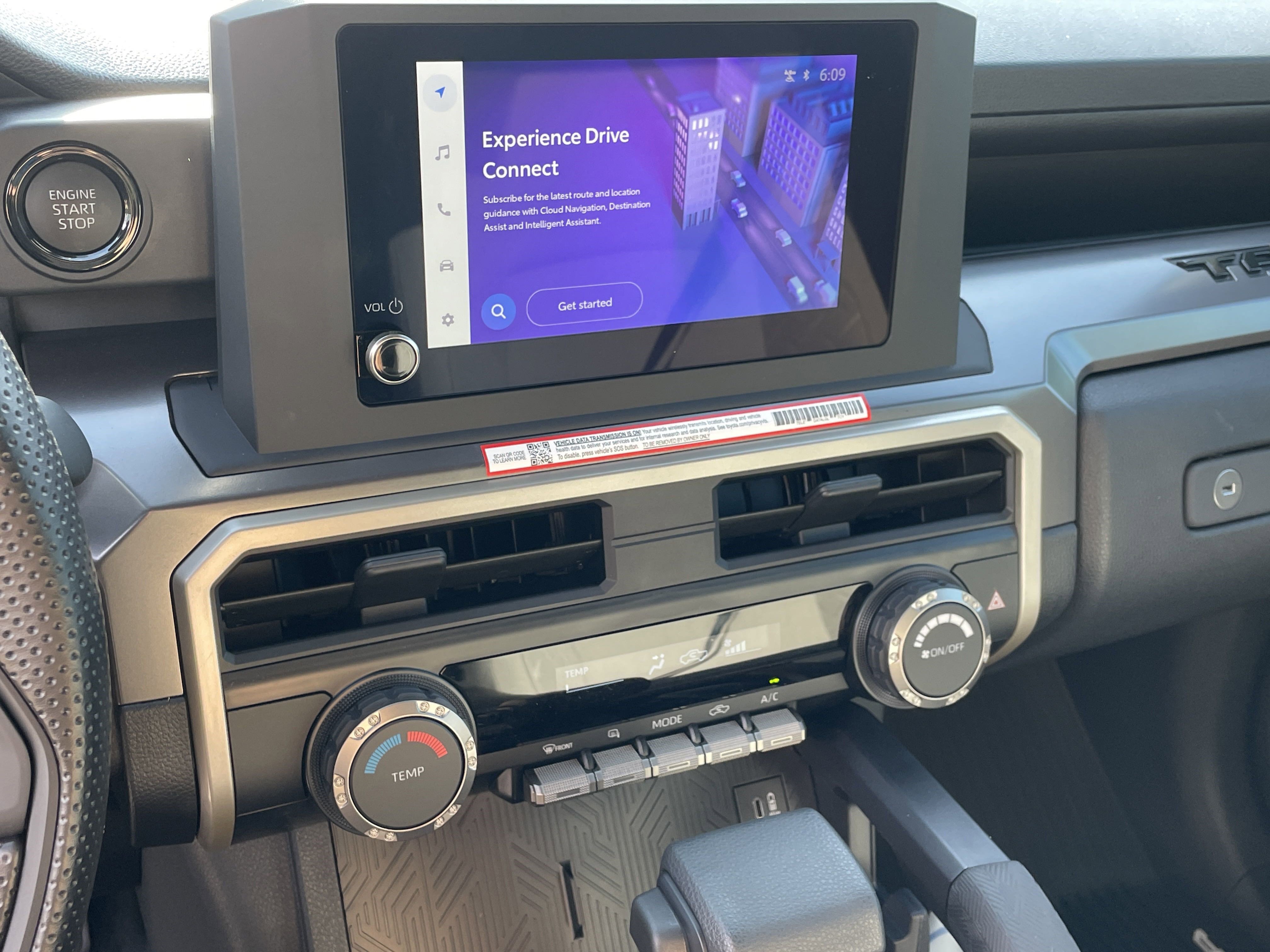 2025 Toyota Tacoma SR5 - Photo 6