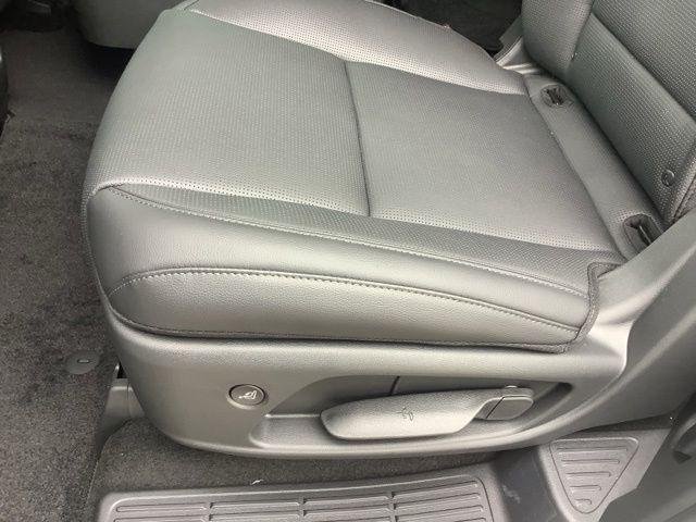 New 2026 White Pearl Hyundai Limited image 11