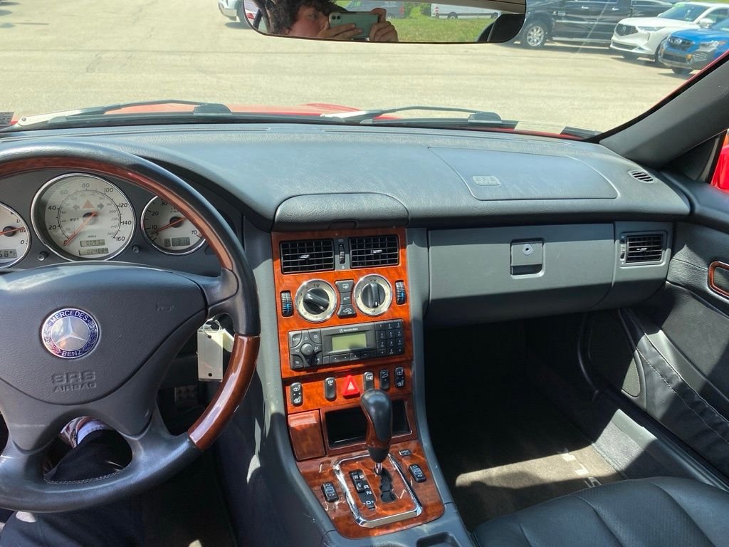 Used 2003 Red Mercedes-Benz SLK 320 image 12
